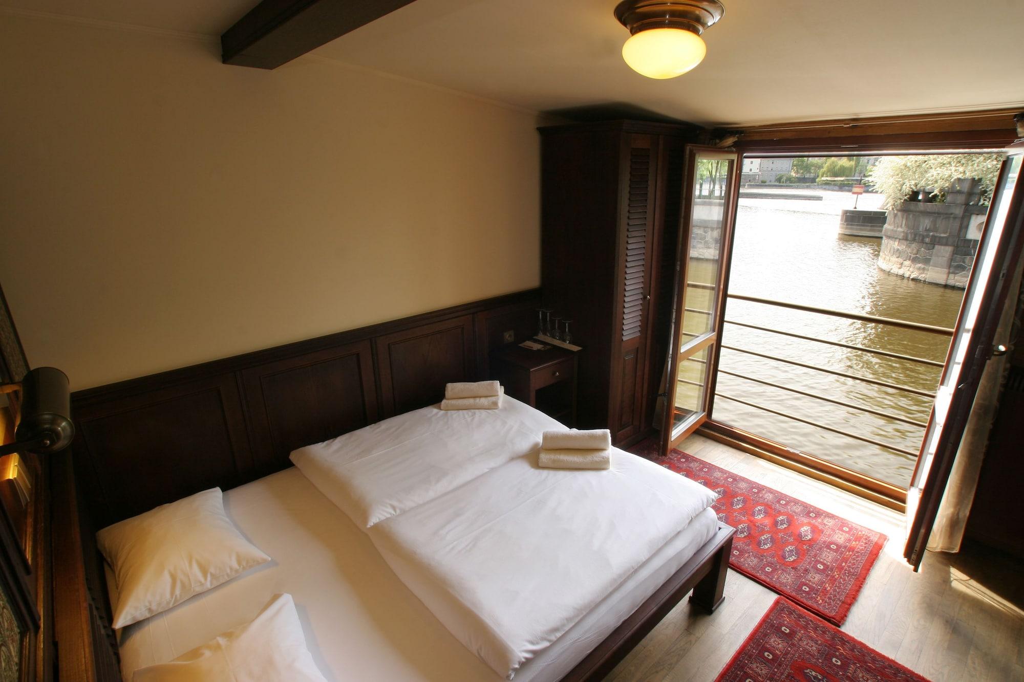 Boat Matylda Bateau-hôtel 4*